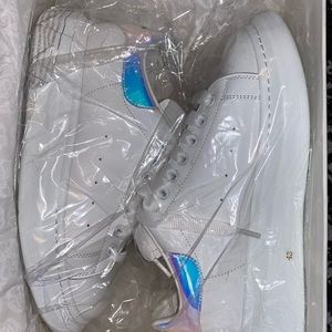 BRAND NEW Alexander McQueen Oversized sneakers!!